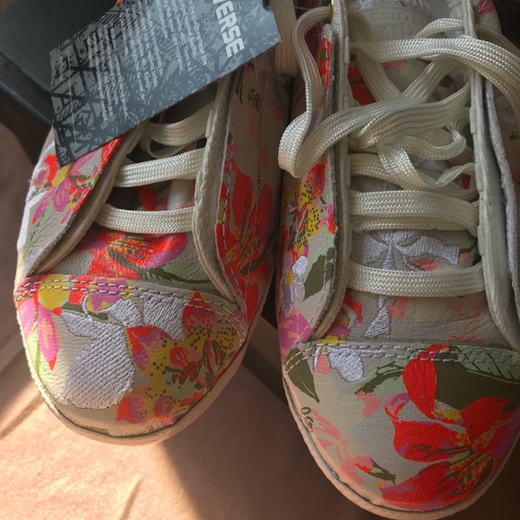 Converse X Patbo floral sneakers - Picture 2 of 5